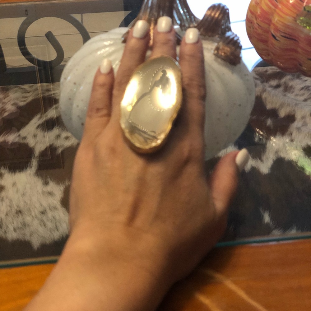 Ice Cocktail Ring - Picture 3 of 8